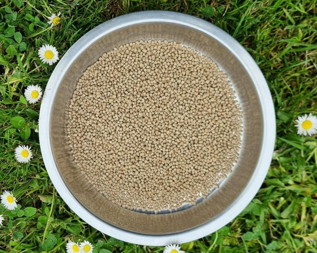 Micro floating pellets